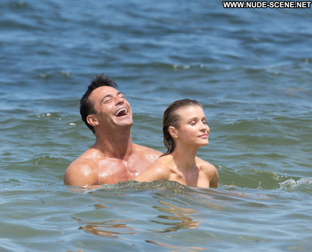 Joanna Krupa The Beach Usa Celebrity Beautiful Topless Babe Posing