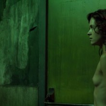 Ashlynn Yennie Posing Hot Babe Beautiful Movie Straight Topless Hd Celebrity